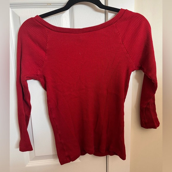 Uniqlo Ribbed 3/4 Sleeve Red Top, Size XS - Picture 2 of 5